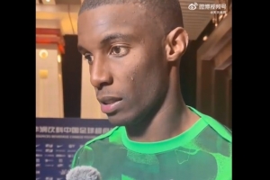 法比奥：被三镇4-4逼平的原因是过于放松 都是职业球员把头抬起来