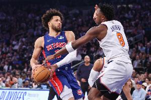 杨毅：现在NBA真不是主场哨&是按需给哨 谁落后就帮谁 领先就挨打