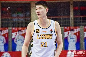 媒体人：北京在篮板球上应更加专注 胡金秋4记正面中距离奠定胜局