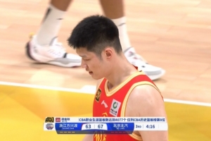 👏里程碑！胡金秋生涯总篮板数4077个 超陶汉林升历史第八位