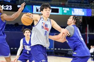 NBA训练师：不会只把杨瀚森练成大个子 要让他成为无固定位置球员
