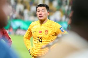 鲁媒：国足名单最大隐患是边后卫 王大雷仍是主力门将首选