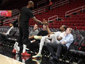 😑泡汤？Amick：杜兰特年龄不适合火箭 他不是管理层考虑的方向