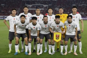 进个球都难！国足上个世预赛进球还是1-3日本，此后312分钟不进球