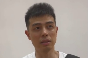 方硕：代表北京出战就要争取好成绩 球队只有十人轮转 快吐血了
